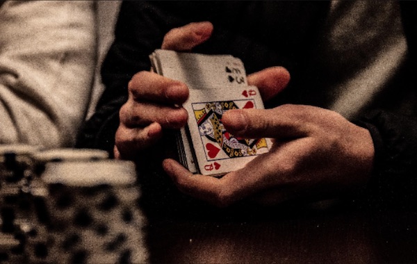 Bagaimana Meningkatkan Keterampilan Poker Anda Saat Tinggal di Kanada?