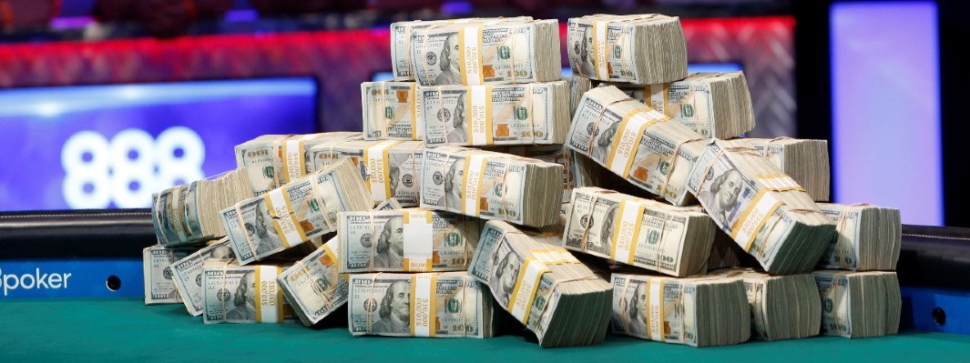 Pemenang Poker Seri Dunia, Aldemir, Menahan Tantangan Terlambat