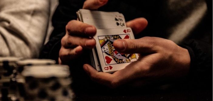 Understanding Poker Betting with Bitcoin