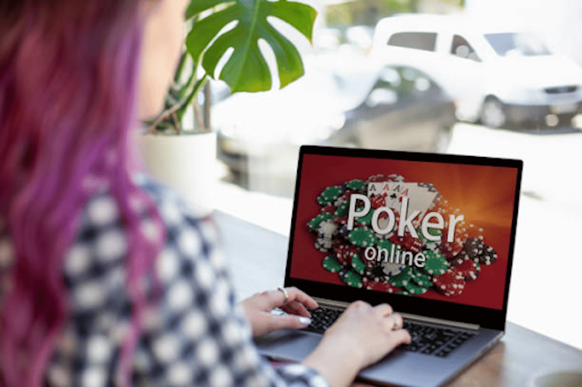 Why You Should Invest in Online Poker Industry