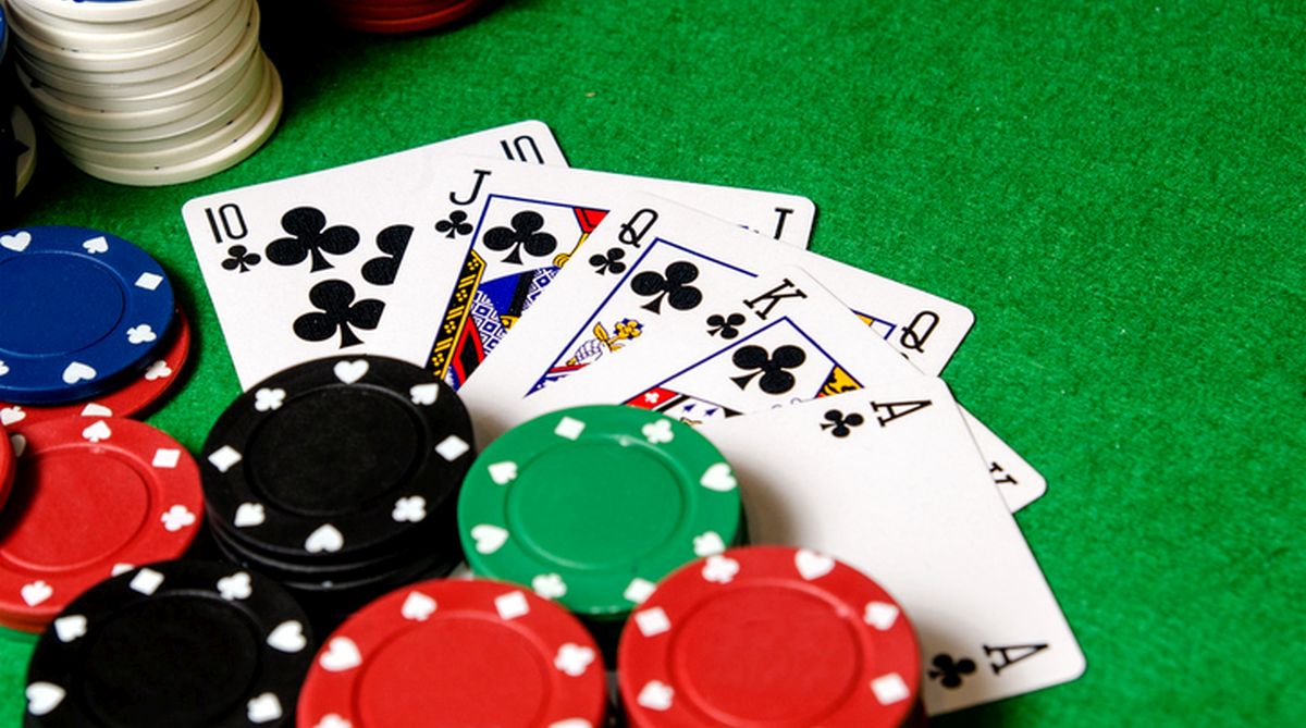 The Rich History of Poker – From Cowboy Card Games to the Best Online Casinos and Mobile Poker Apps