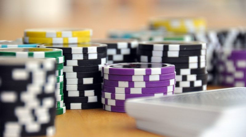 Leveraging Big Data Analytics for Identifying Profitable Online Poker Trends